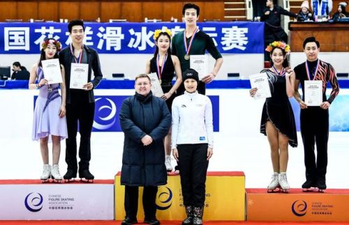 2018 CHINESE NATIONAL CHAMPIONSHIPS MEDALISTS Pairs: 1. Peng Cheng/Jin Yang 211.51 2. Wang Xuehan/Wa