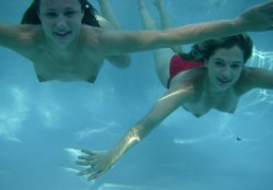 underwater girls