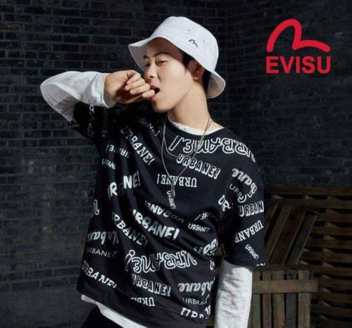 [INFO] P.O é o novo modelo para marca “EVISU” cr: http://naver.me/xdoEy16K