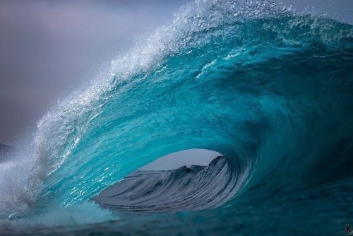 landscape-photo-graphy: Hypnotic Ocean Wave Photography Captured Frozen in Time by Matt Burgess 