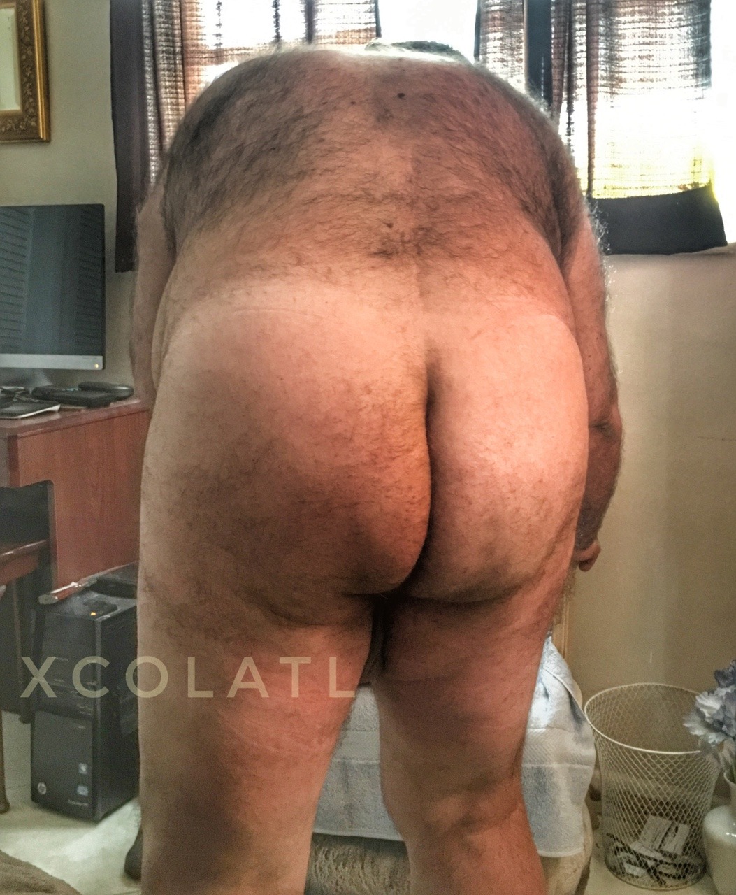 lovesodoma:mmmmm meter mi lengua y nunca sacarla.