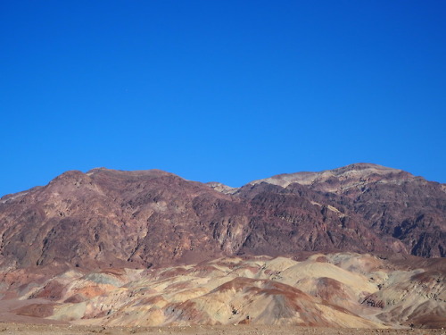 juliahoskins:Artist’s Drive and Artist’s Palette, Death Valley National Park, California