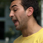 hasi1:  Lena: “Cem, was glaubstn du denn von wem das Kind is’?!” Cem: “Das
