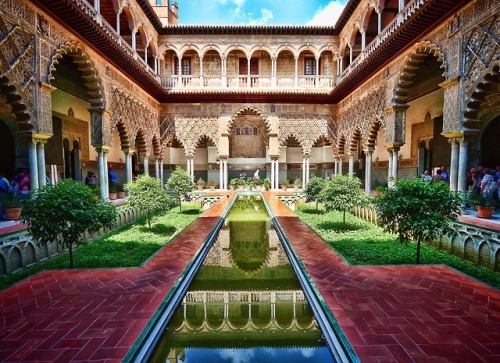  Alcázar de Sevilla - Palacio de importancia cultural excepcional para la herencia común de la human