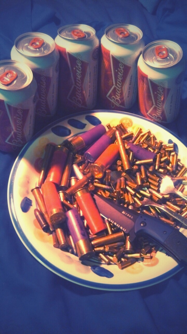 whiskey-wolf:  quickhits:  whiskey-wolf:  Tonight we eat like Kings!  Because, you