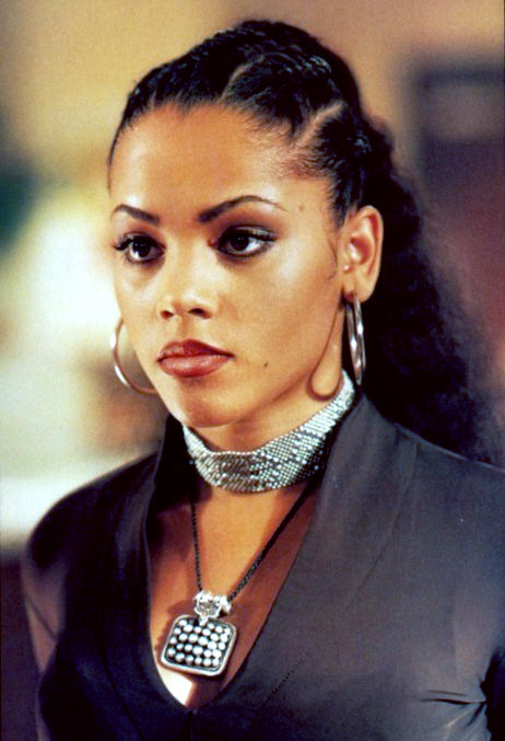 mistress92:  blackslytherclaw:  buzzfeed:  Bianca Lawson has been playing a teenager