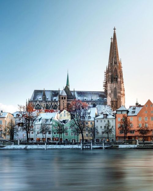 Wer von euch hat schon mal Regensburg besucht? © @ercegvinko#bayernliebe #oberpfalz #placetovisit 