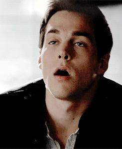 lightwoodxalec: random kai moments - 5/10;