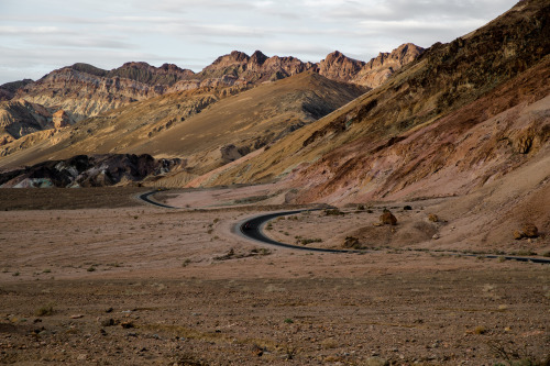 the vastness of death valley - january 2019 