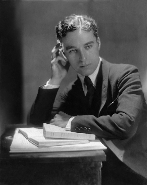 chaplinfortheages:  sayenz:  Charlie Chaplin  1921 - photographed by Adolphe de Meyer. 