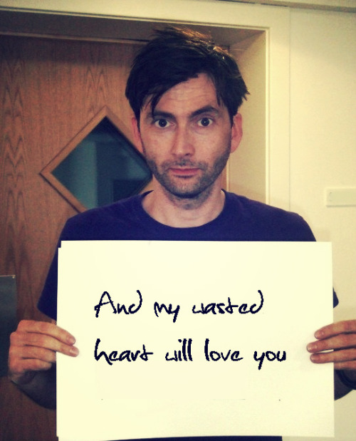 lostinfic:   (That is to say, endlessly)  David x Billie: Love Actually AU Based on this lovely fic by Thebadddestwolf and RPFAngel 