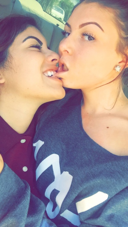 lovegaygirls:  B A B Y G I R L(submitted)