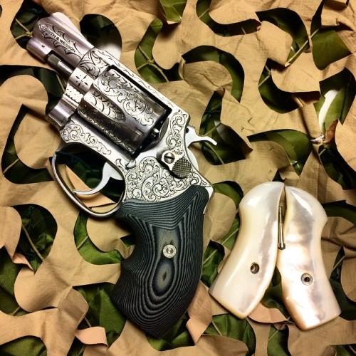 gunsblades:1964 SMITH & WESSON .38 MODEL.