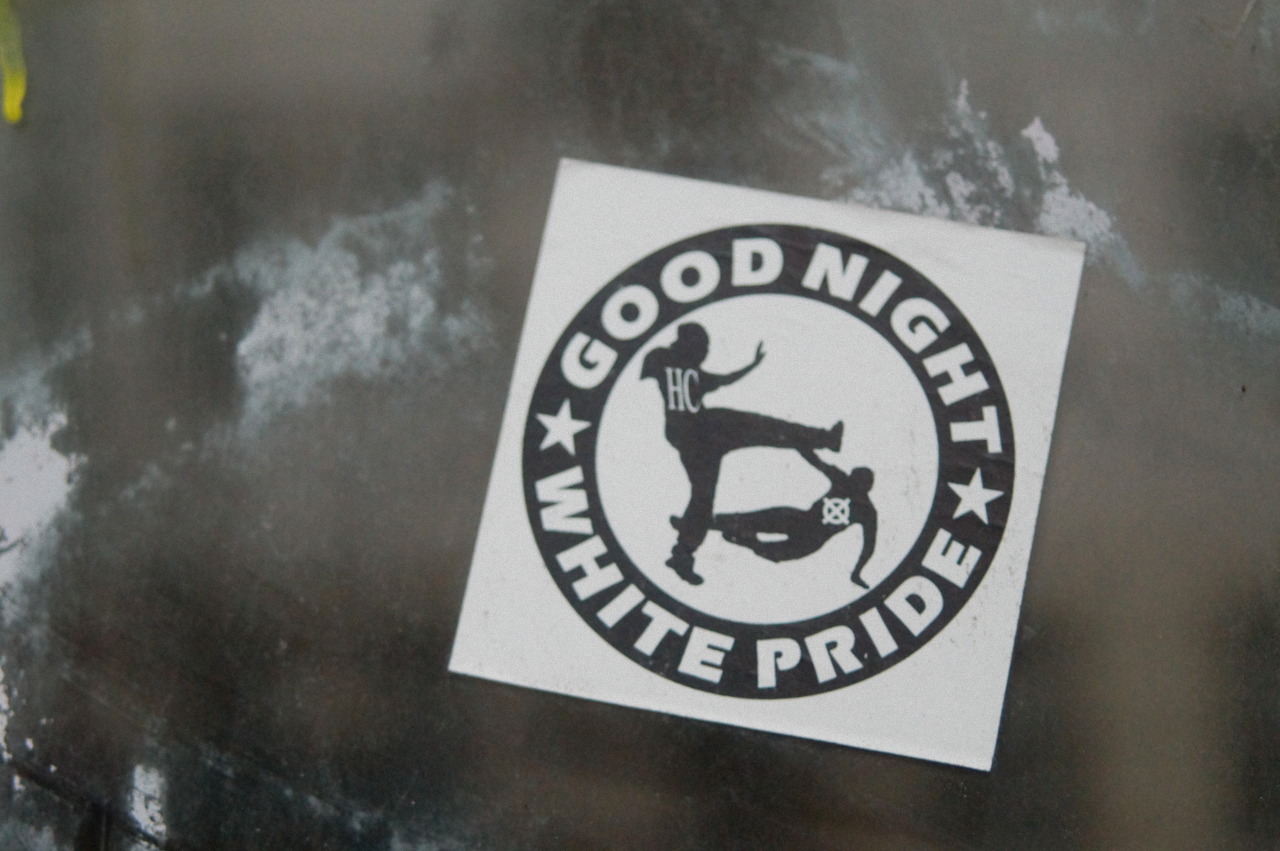 herrderdinge:  Scharnweberstraße -Good Night White Pride 