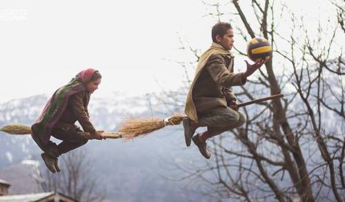 micdotcom:Anshu Agarwal, a teacher and photographer living in the Himalayan village of Garhwal, brou