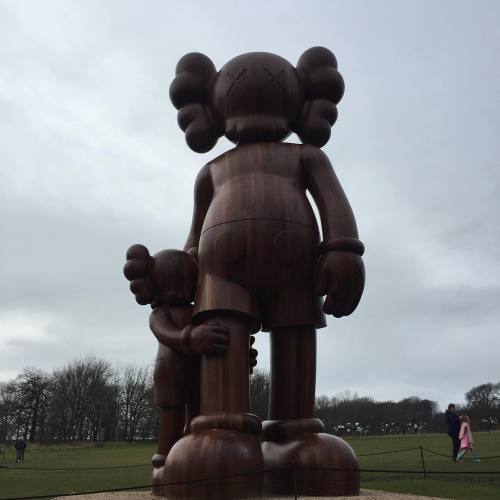 Origin68 checking out some culture at the KAWS YSP exhibition! #ysp #kaws #origin68 #sculpture #york