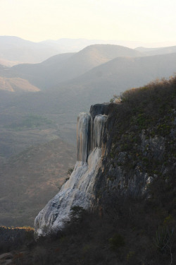 burning-soul:  Cascada petrificada 