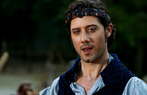 gulegardiner:the magicians tv meme → favorite character: eliot waugh (½)