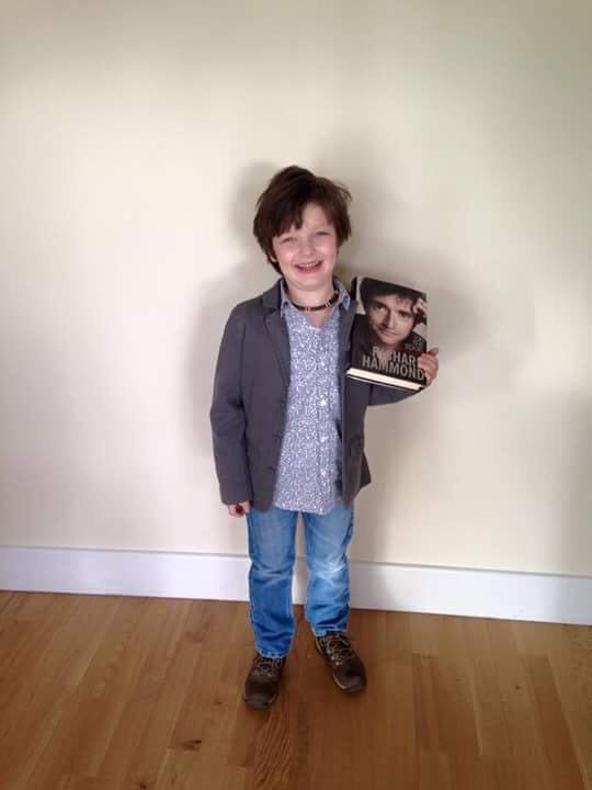 topgear:  flyingtacobunny:f—-yeahjeremyclarkson:Mini!Jeremy and Richard - little