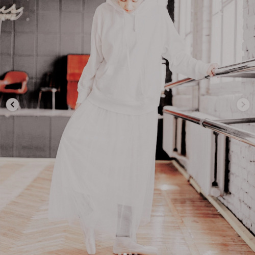 Job-Moodboard:  Muslims + Ballerina