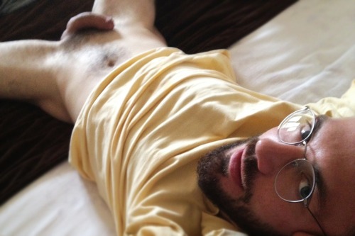 justapolarbearcub:  I’ve been keeping my bed for a couple of days :-/ But eventually I got my new glasses. Yay!
