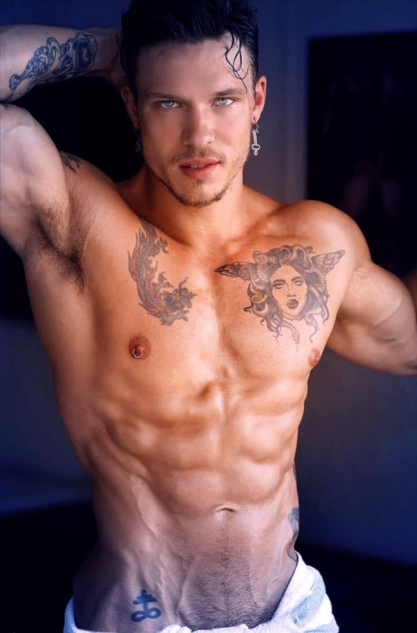 Porn photo hotguysforyou2128: Eyes, pits and washboard