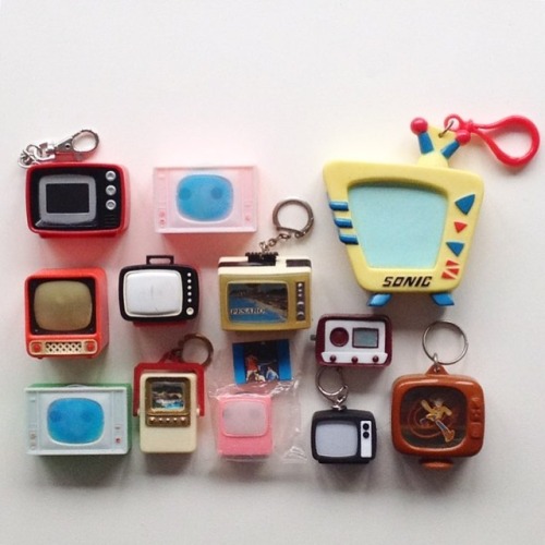 foundandchosen: #TV #keyrings, more or less. #stufficollect #tinytv #television #tv