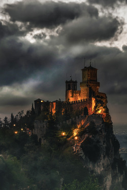 bonitavista:   San Marinophoto via irene