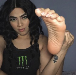 creepyfootlover:  @kvlisoles 