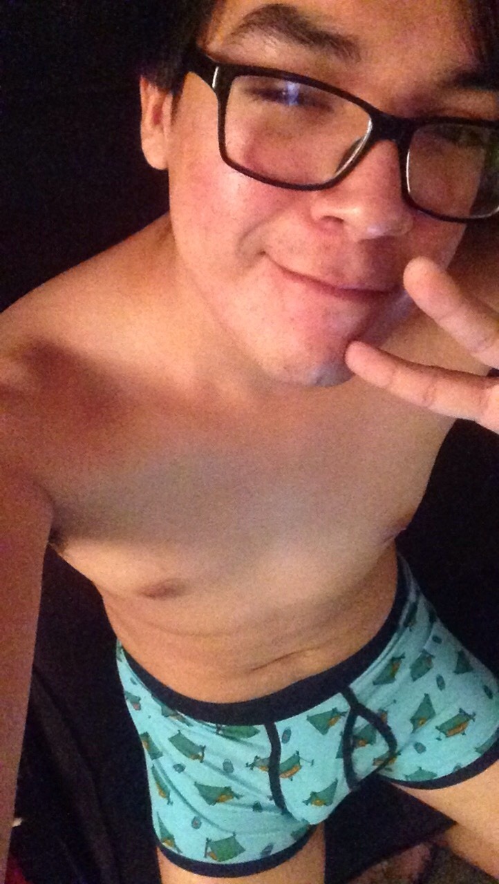 az-gamer-indeed:  So I sorta regret deleting the older blog because I do enjoy posting
