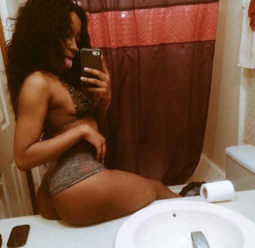 magicalcooch:  😘