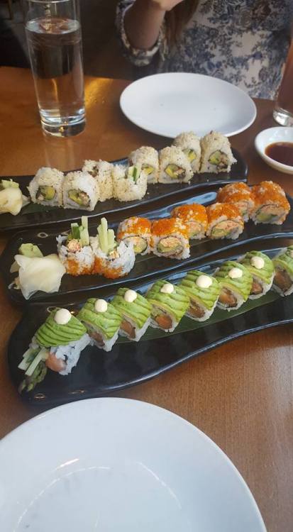 69shadesofgray:kinda pissed about how much i paid for this, but it was so good. even tried unagi tod