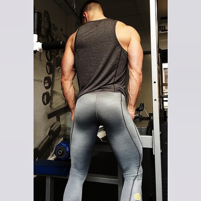 malefeed:  kanonballl: At it again #menintights #legsday #fitfam #instafit #instagay