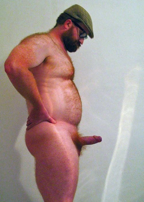 bearcolors:  See more photos of hot beefy hairy men - follow me: bearcolors.tumblr.com  King 