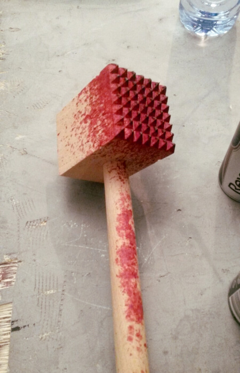 lupinum:For the curious ones: This is what a meat tenderizer looks like after it has been used on my