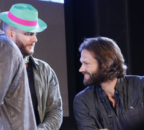 nothingidputbeforeyou: WOW. J2 at JIBCon 10