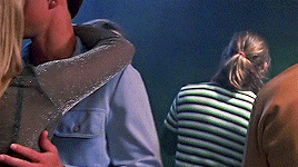 haydenpanettieres:CORDELIA CHASE in every episode of Buffy the Vampire Slayer:↪ 1.05 "Never Kil