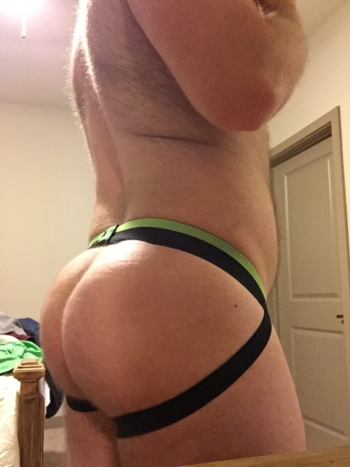 grotskylittlebyotch:  Boop. 