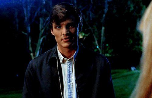 nonasuch:ewan-mcgregor:Pedro Pascal in Buffy the Vampire Slayer S04E01: ‘The Freshman’hWAT