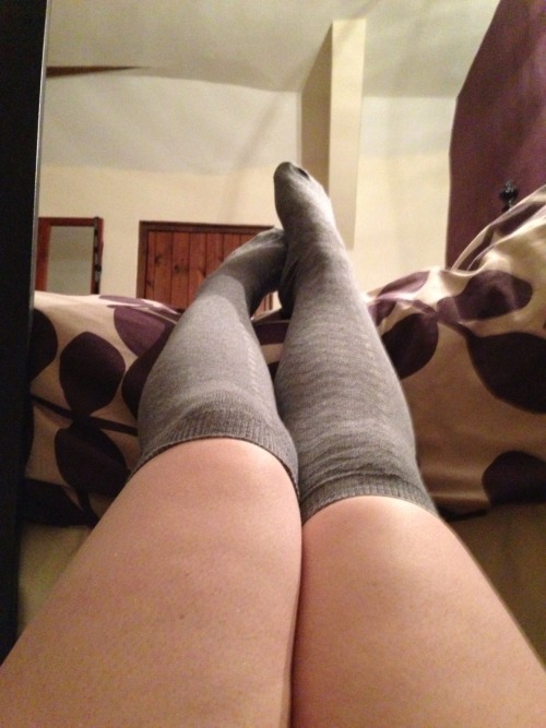 allweseemtodoistalkaboutsexx:  Iron maiden are my favourite band  Cute socks and a Maiden shirt? How could I not reblog.