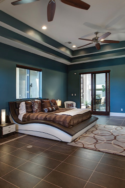 homeadverts:  Bedroom. Luxury home in Henderson,