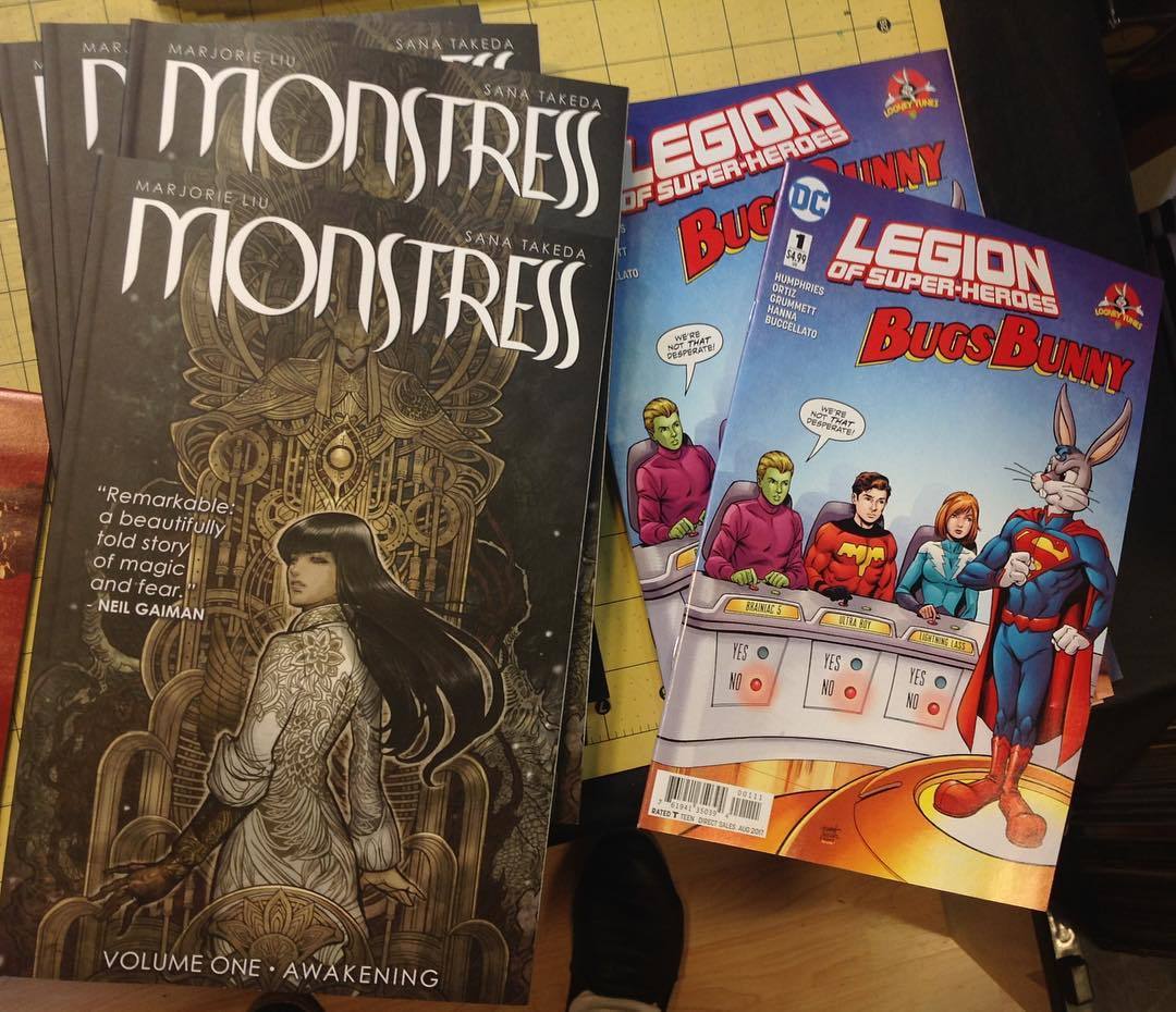 nfcomics:
“Restocking the good stuff #nightflightcomics 😈 #marjorieliu 🦋 #sanatakedaart 🌼 #monstress 🌸 #imagecomics 🌷 #sanatakeda 📚 #nfcomics #dccomics #looneytunes #legionofsuperheroes (at Night Flight Comics)
”