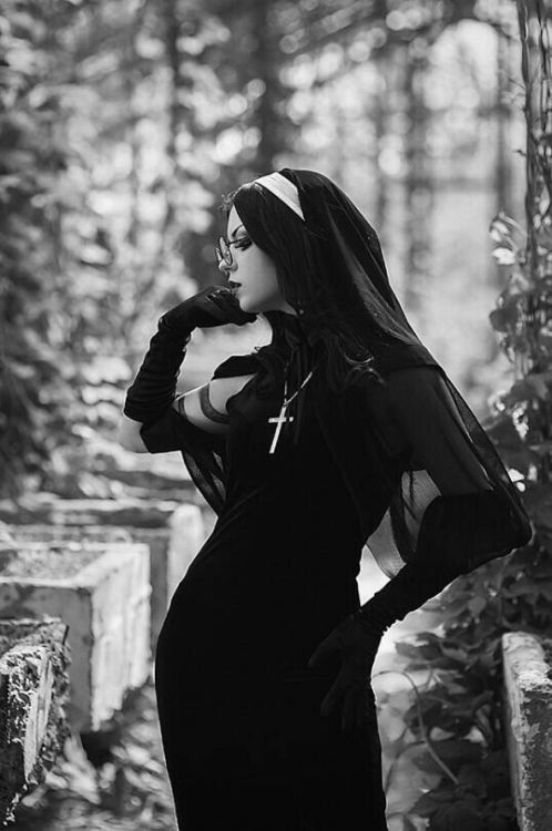 crossedwomen:~~ one or nun ?  @enigmaticoPosts