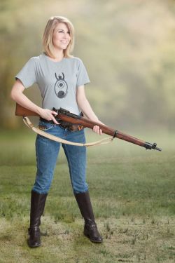 girlandguns:  Girl With Gun  follow me at :