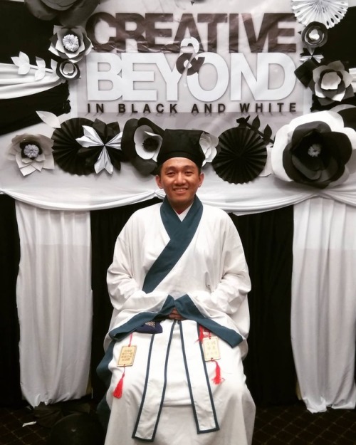 [24th April 2019 | 農曆己亥歲三月二十]“Creative &amp; Beyond in Black &amp; White” design student dinner.“ #黑