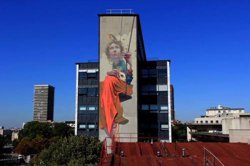 pinuparena:  By Etam Cru