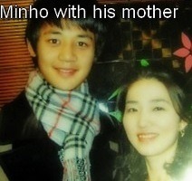 justanother2minshipper:  So Tae,  that scarf you always carry in cold days, it is