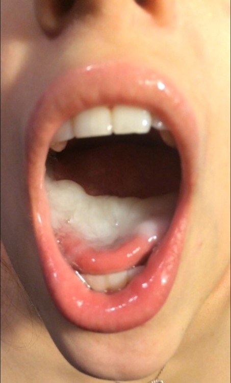 mouthfuls-of-cum: Yummy mouthful