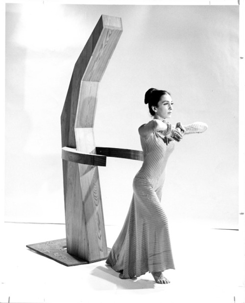 Kathryn Karipides performs in “Vertiginous Moment” (1971).  Kathryn Karipides 