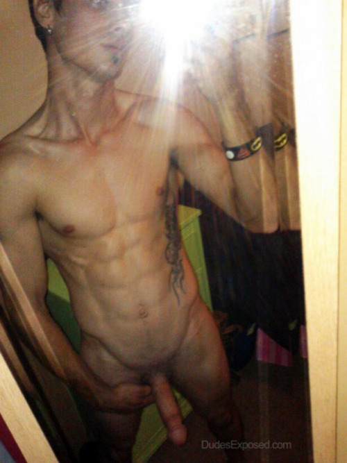 dudes-exposed:  Dudes Exposed Exclusive: Tevin; a straight, 22 year old college student from Washington. http://www.dudesexposed.com/deoc-23/ 